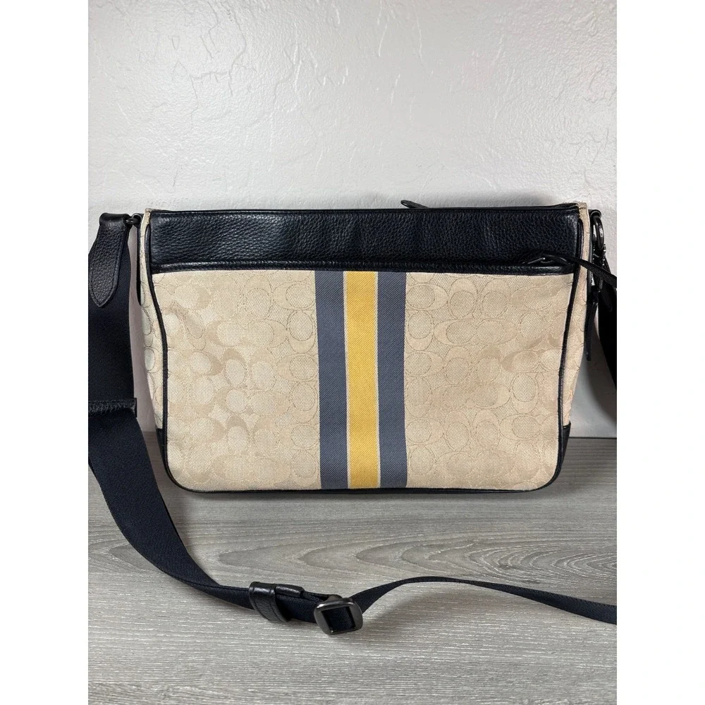 Coach Thompson Signature Jacquard Messenger Crossbody Bag‎ Varsity Stripe